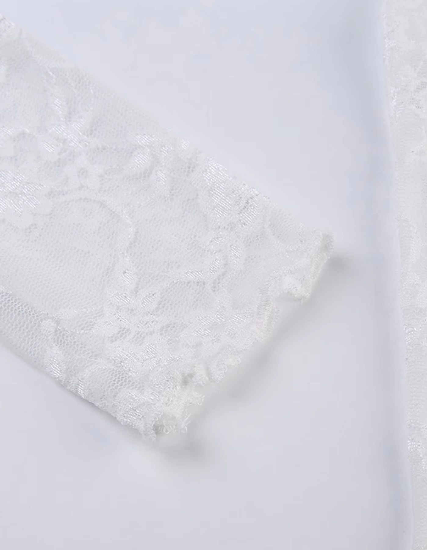 Celivette – Romantic sheer floral – Long sleeve top