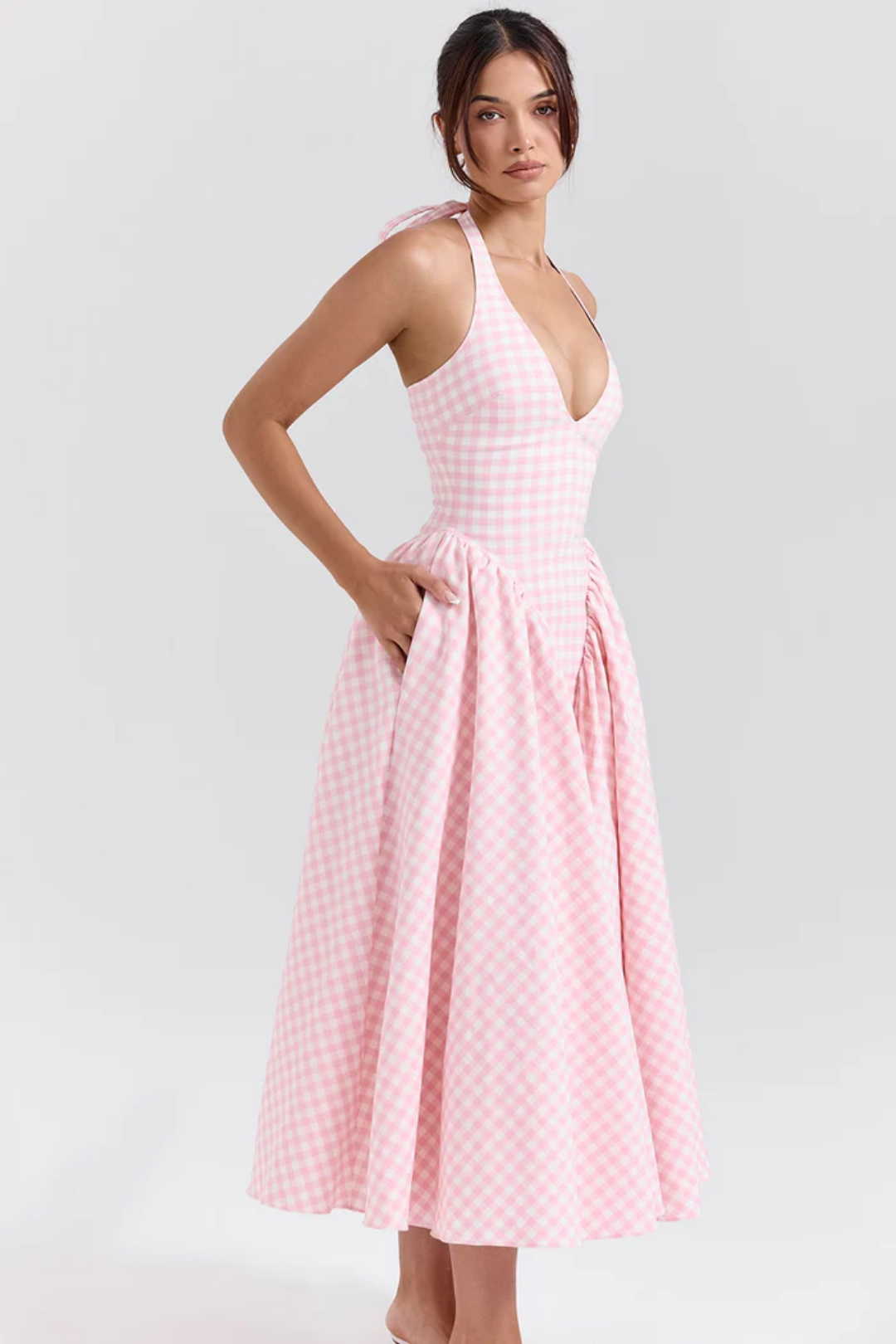Alexanne – Halter neck design – Midi dress