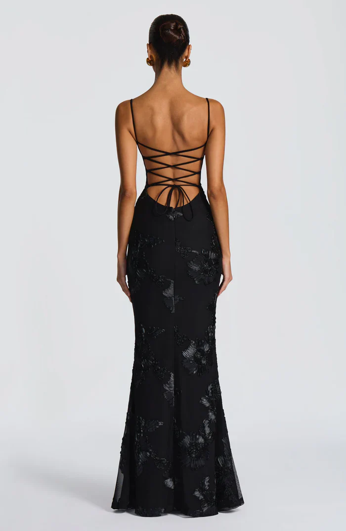 Serinna – Floral embroidery – Backless evening gown