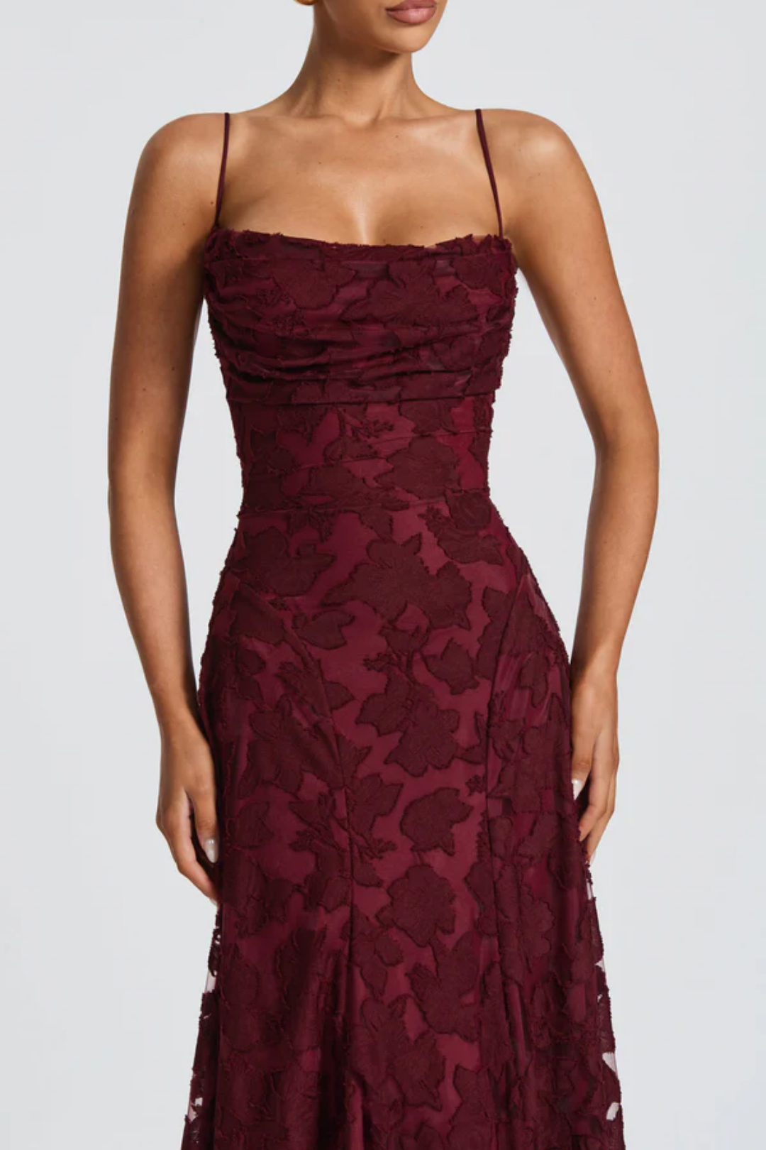 Lunariare – Floral lace elegance – Maxi dress
