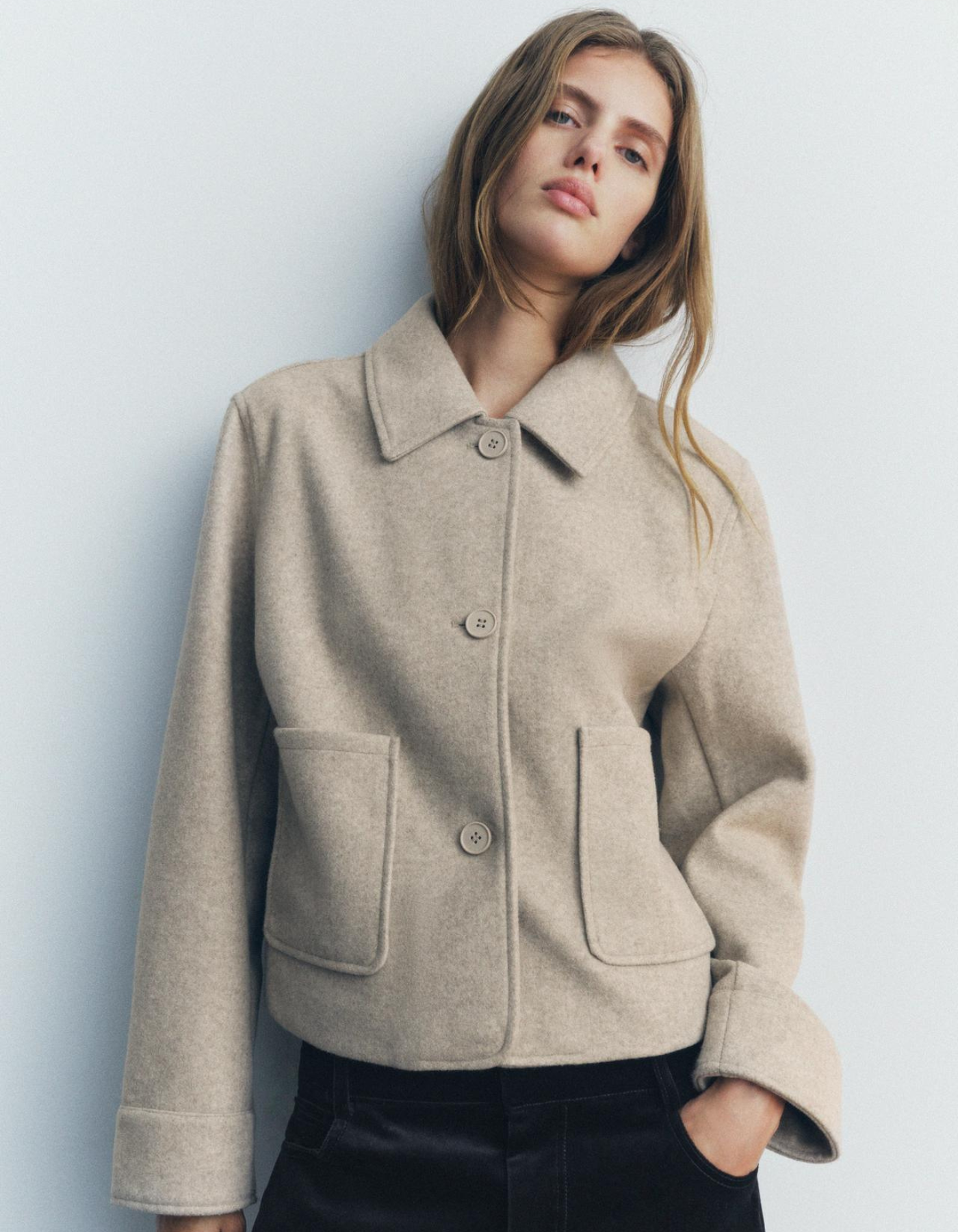Lorivane – Minimal design – Cropped wool jacket