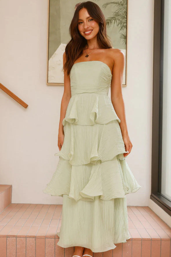 Solenza – Tiered ruffle design – Strapless maxi dress