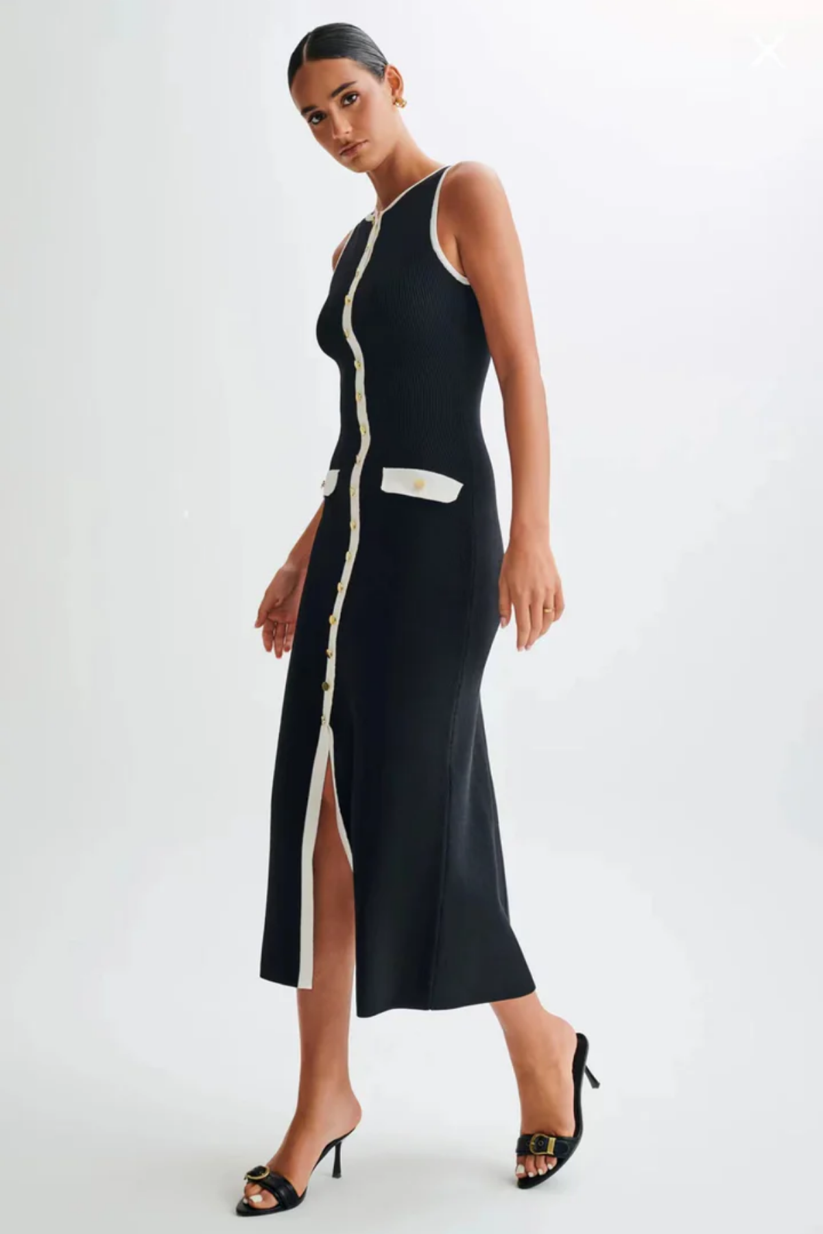 Gianna – Elegant Contrast – Ribbed Midi Dress