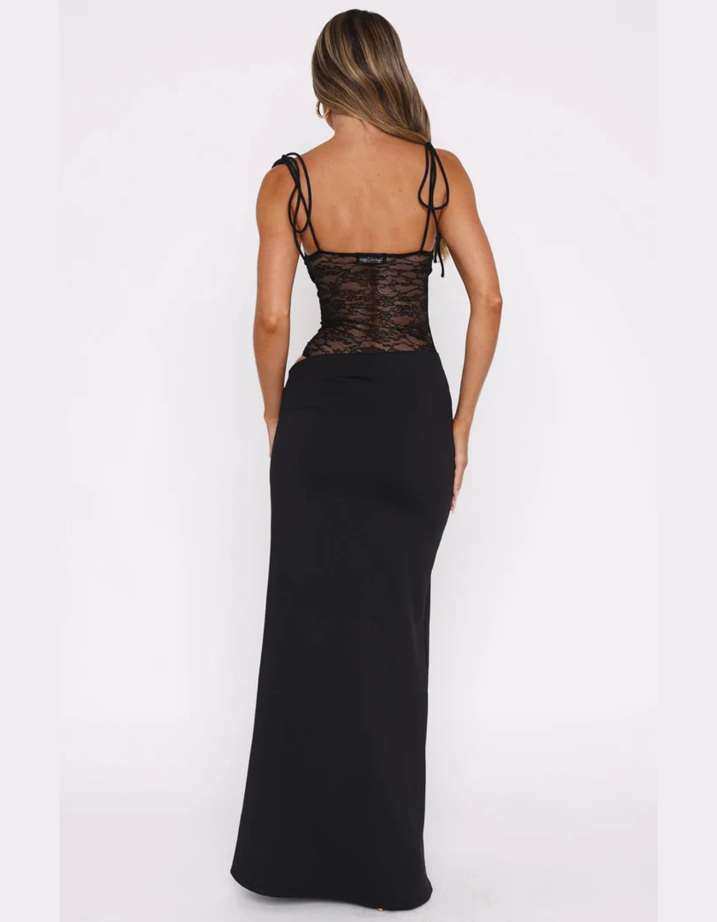 Lianne – Lace corset detailing – Maxi dress