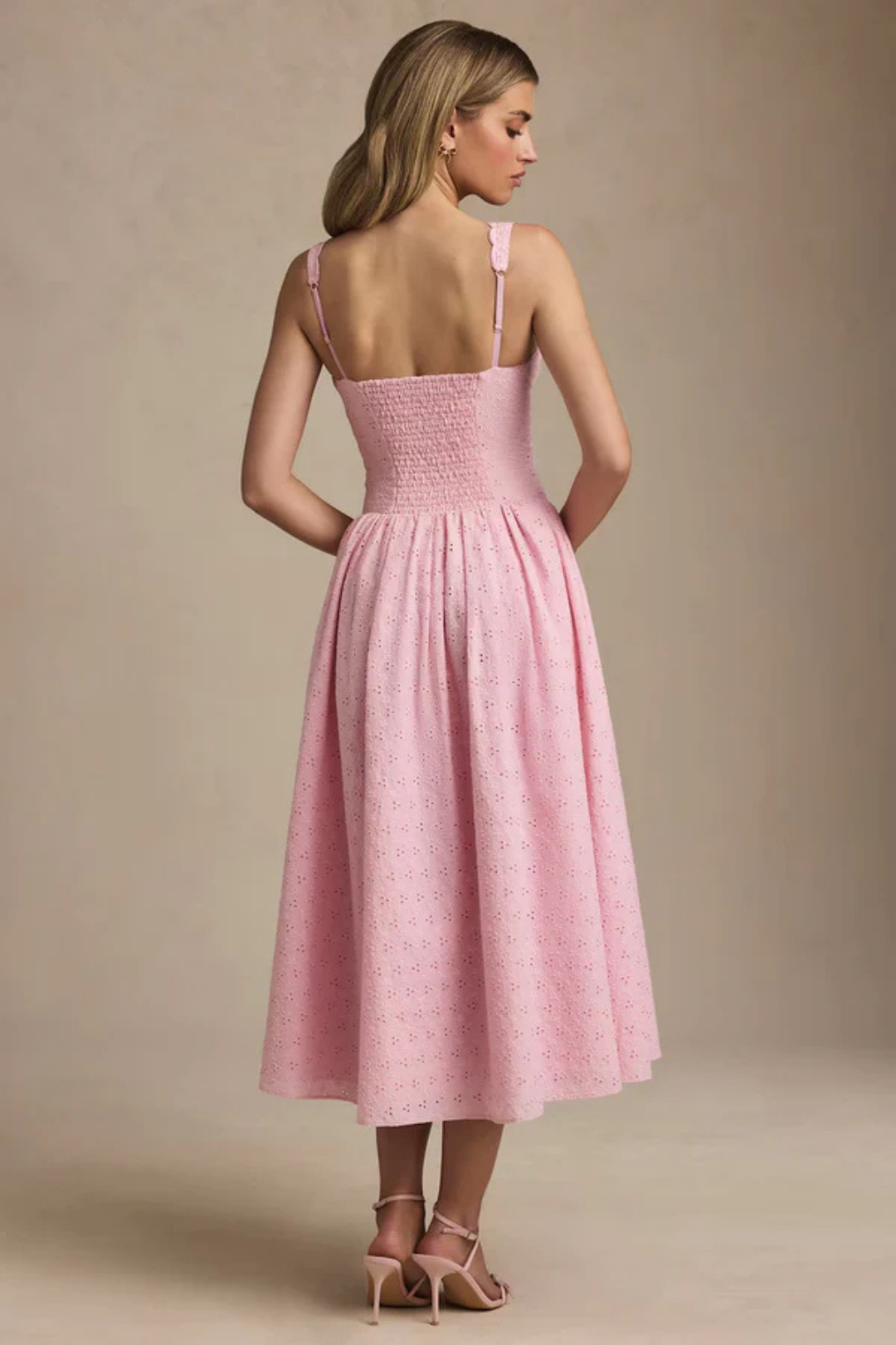 Izabella – Feminine charm – Midi dress