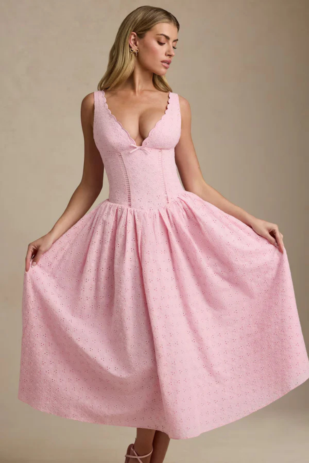 Izabella – Feminine charm – Midi dress