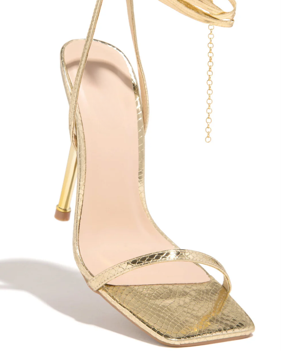 Adrienne – Gold-tone hardware – Ankle chain stiletto heels-10174760943943-Ivory Ombre