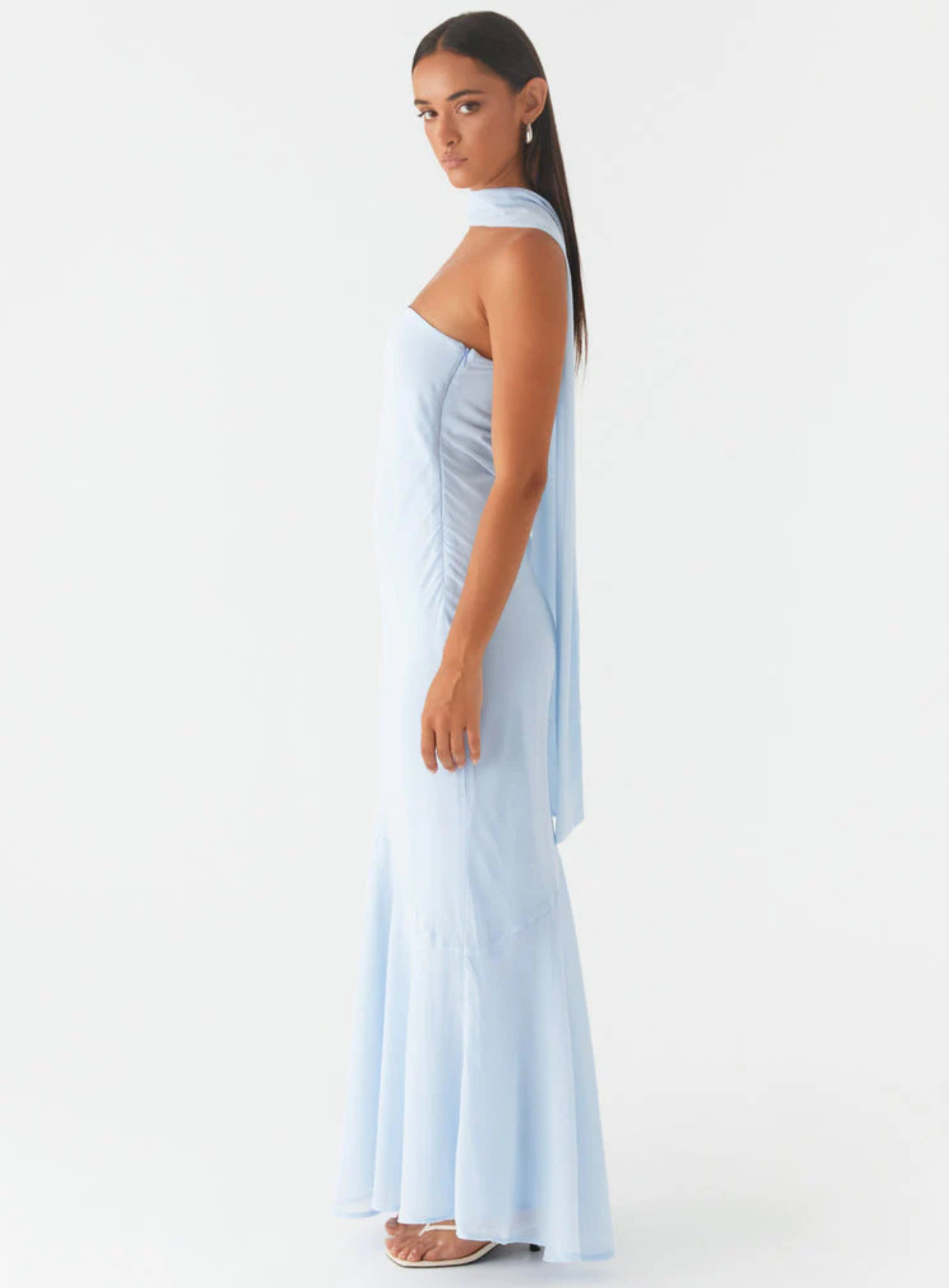 Carina – Elegant scarf detail – Strapless maxi dress