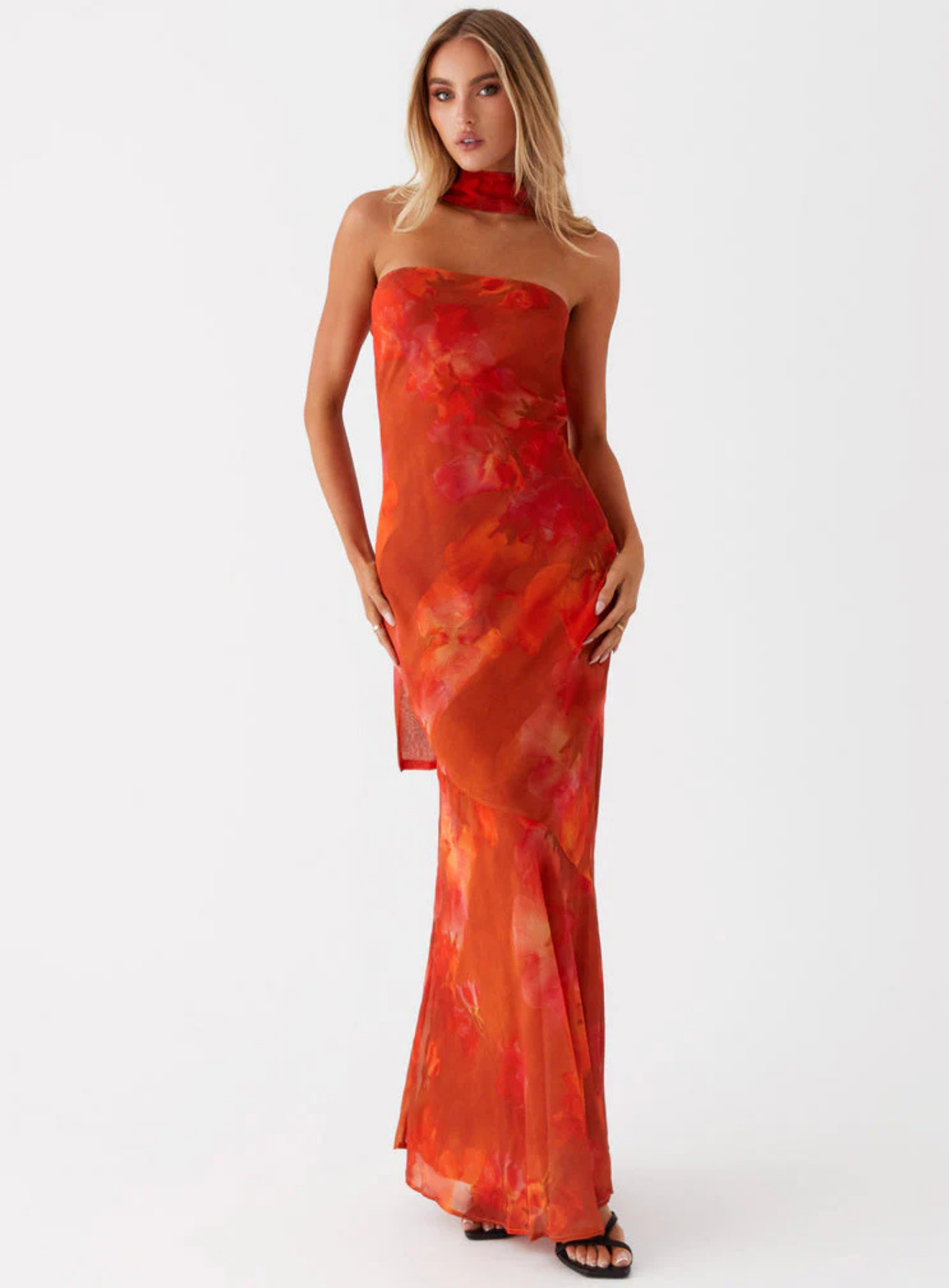 Carina – Elegant scarf detail – Strapless maxi dress