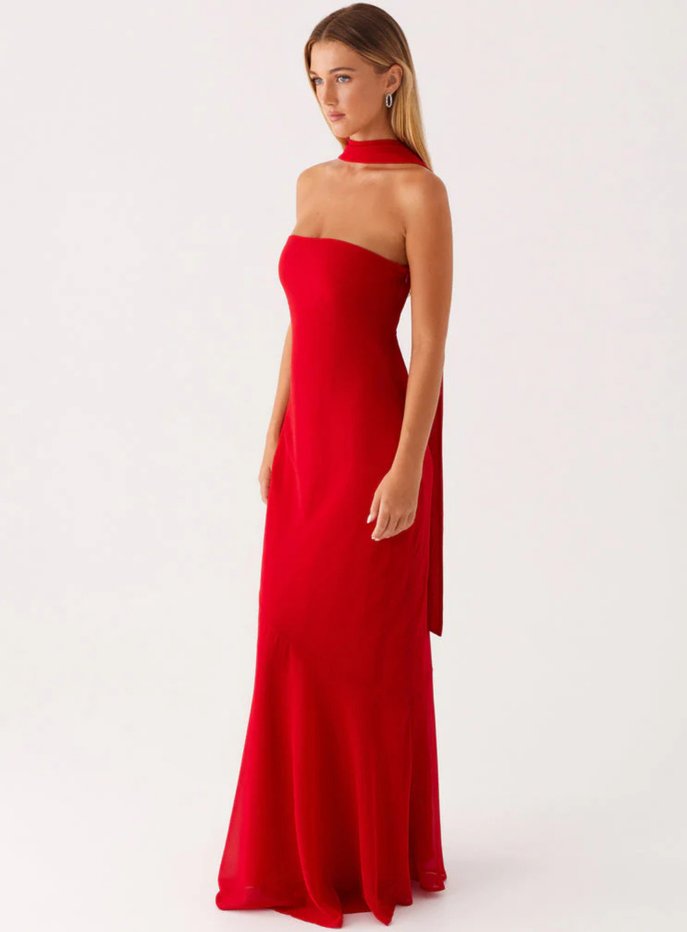 Carina – Elegant scarf detail – Strapless maxi dress