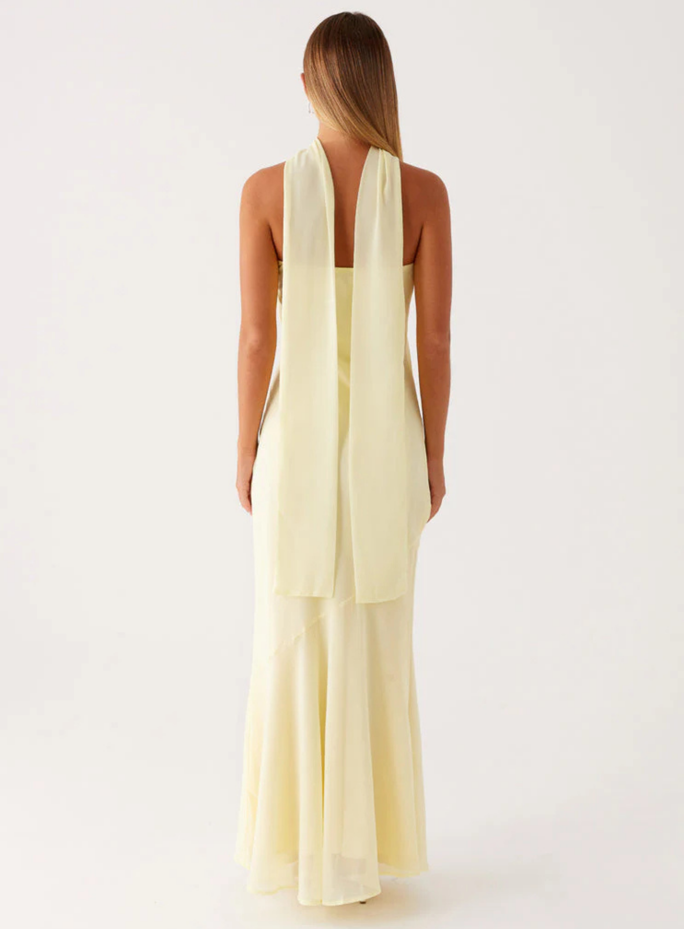 Carina – Elegant scarf detail – Strapless maxi dress