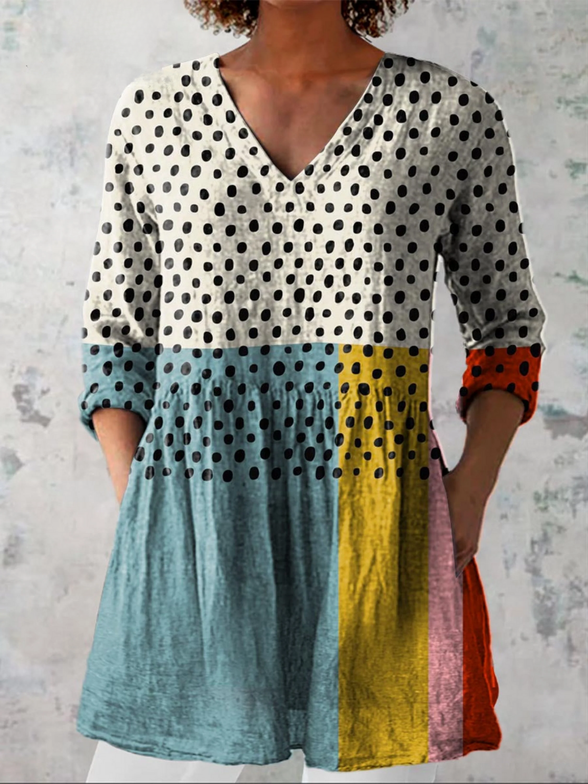 Elowen - Long V-Neck Shirt