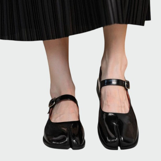 Imara - Split-Toe Buckle Mary Jane Shoes