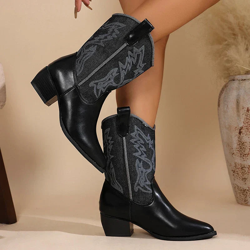 Jolene - Vintage Cowboy Boots