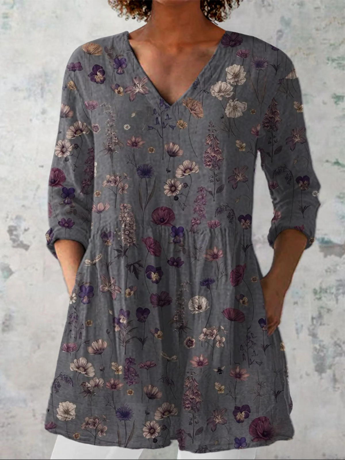 Kassidy - Long V-Neck Shirt