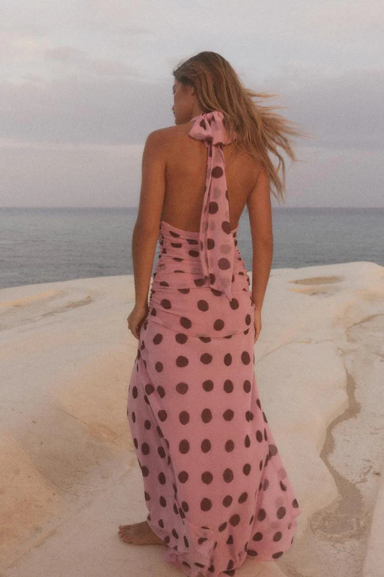 Marivella – Playful elegance – Halterneck maxi dress