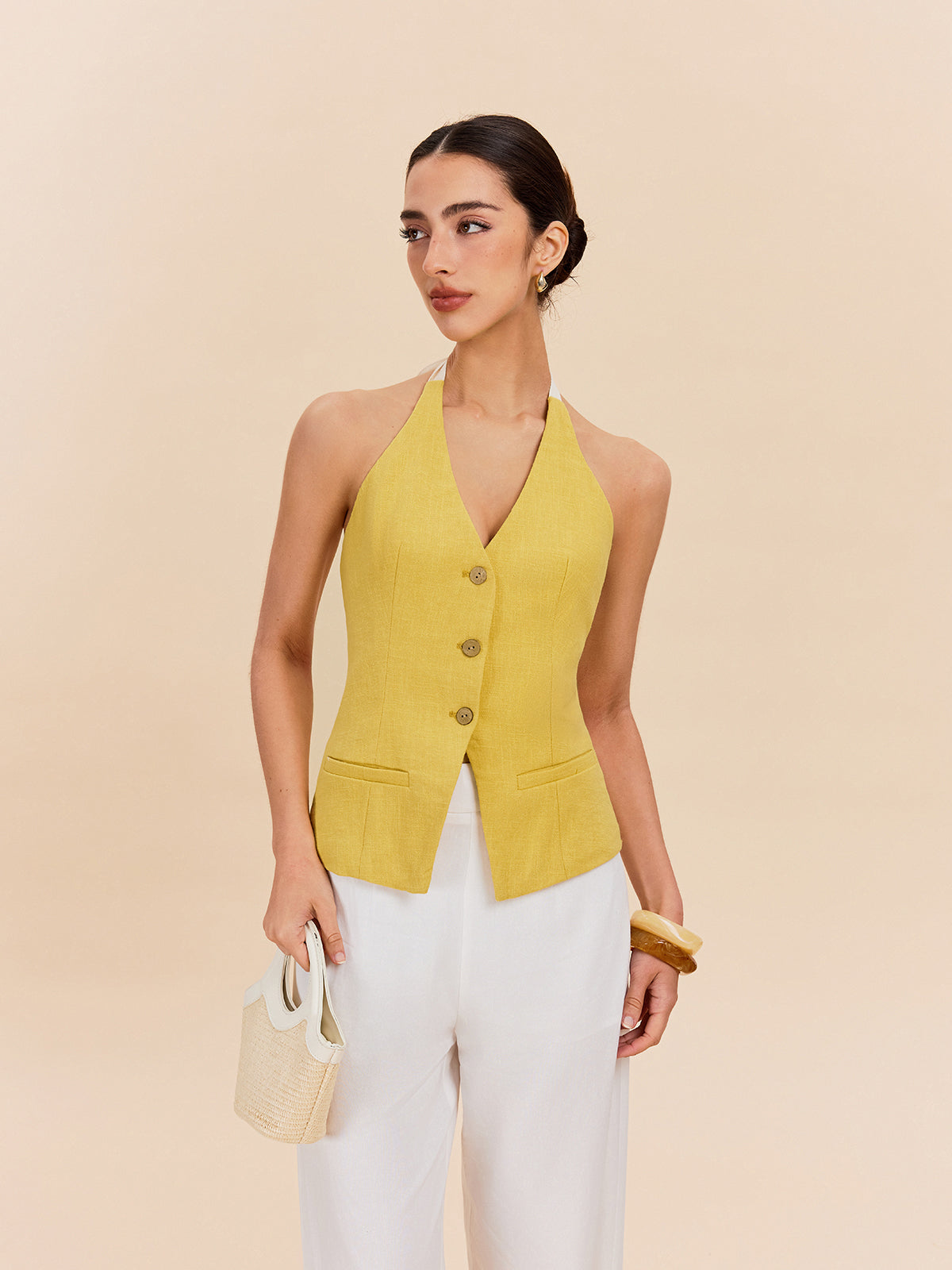 Solandra – Tailored ease – Halterneck waistcoat top