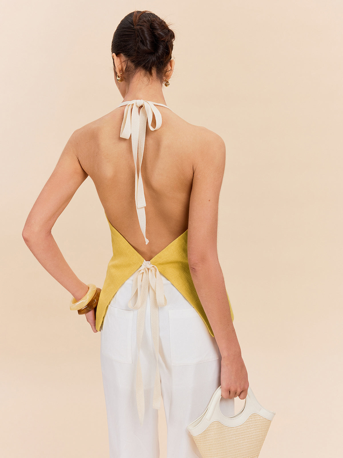 Solandra – Tailored ease – Halterneck waistcoat top