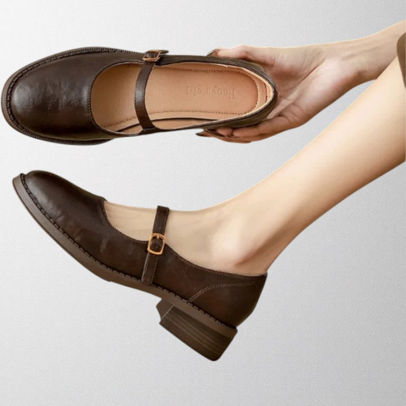 Thalia – Mary Janes