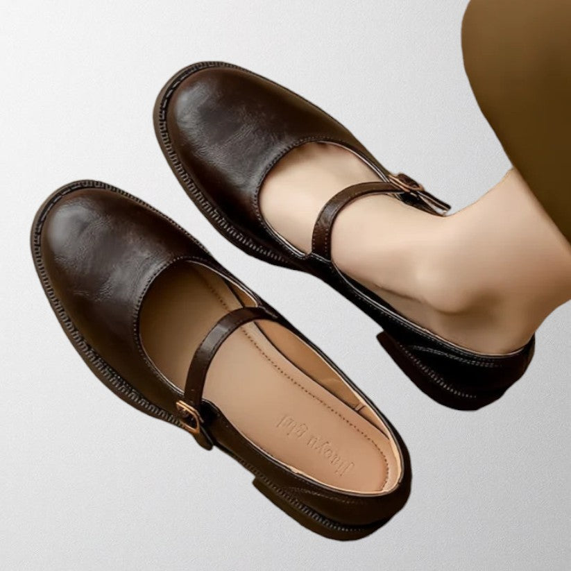 Thalia – Mary Janes