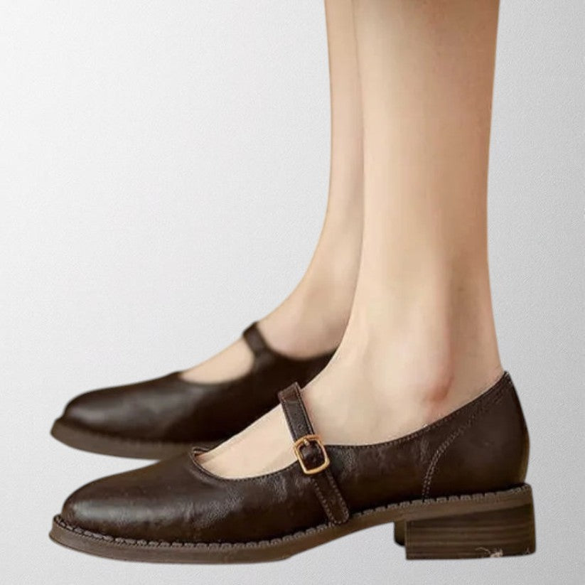 Thalia – Mary Janes