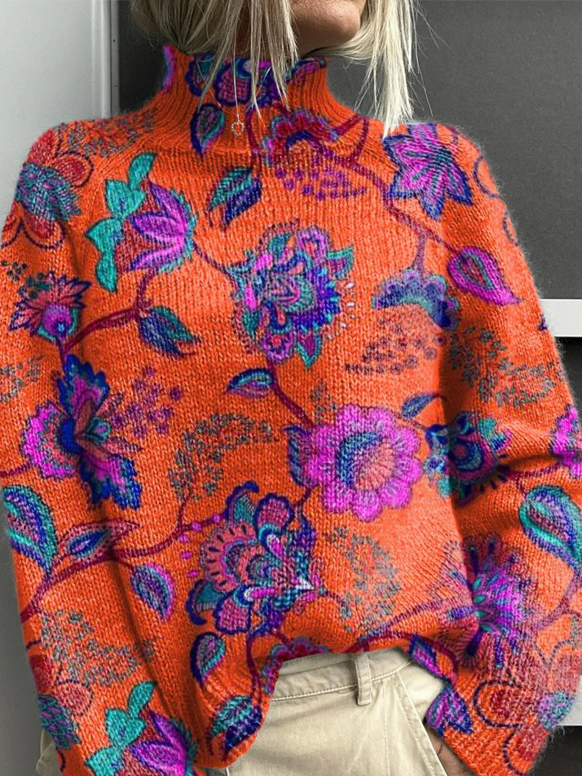Zarline - Women's Floral Art Print Knitted Turtleneck Pullover Sweater